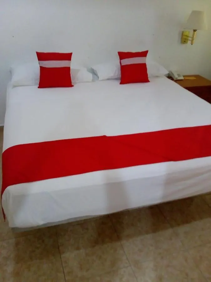 Hotel Gandhi Chetumal 4*,