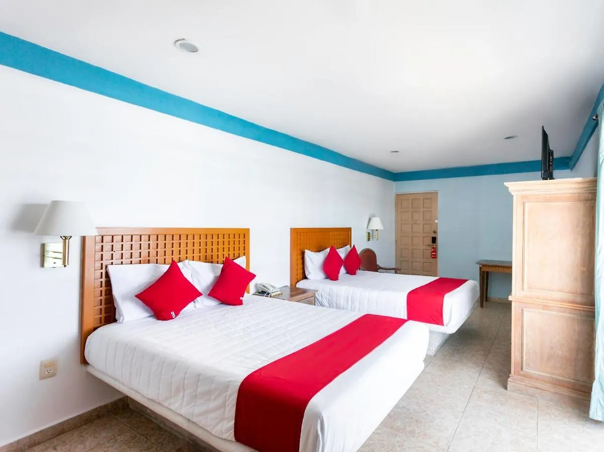 Hotel Gandhi Chetumal 4*,