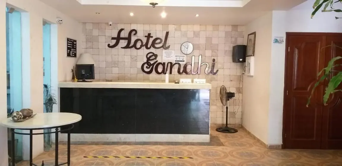 צ'טומאל Hotel Gandhi