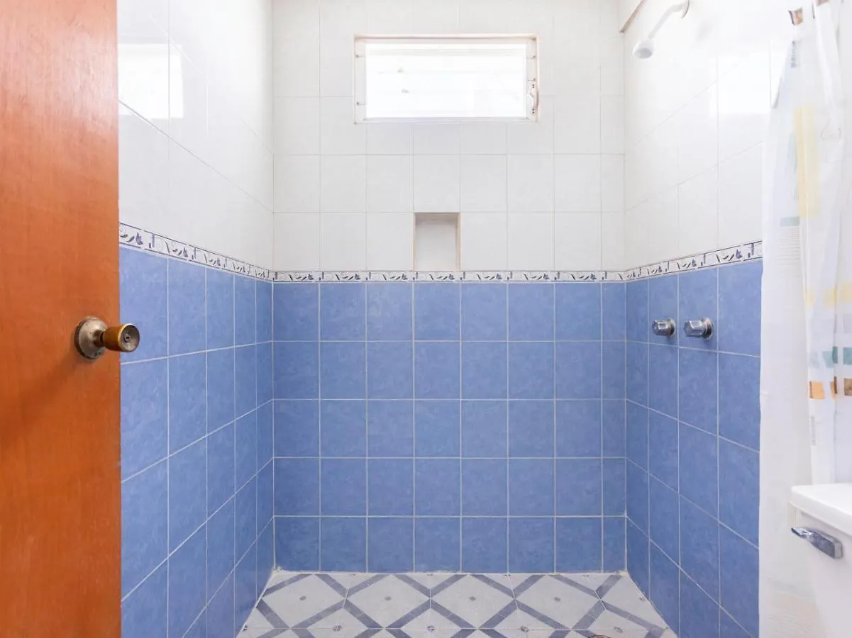 צ'טומאל Hotel Gandhi